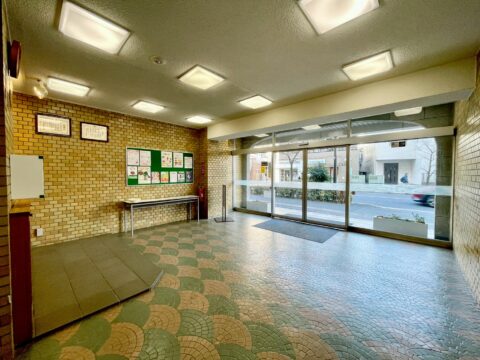 エントランスホール