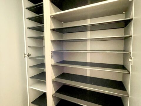 シューズボックス