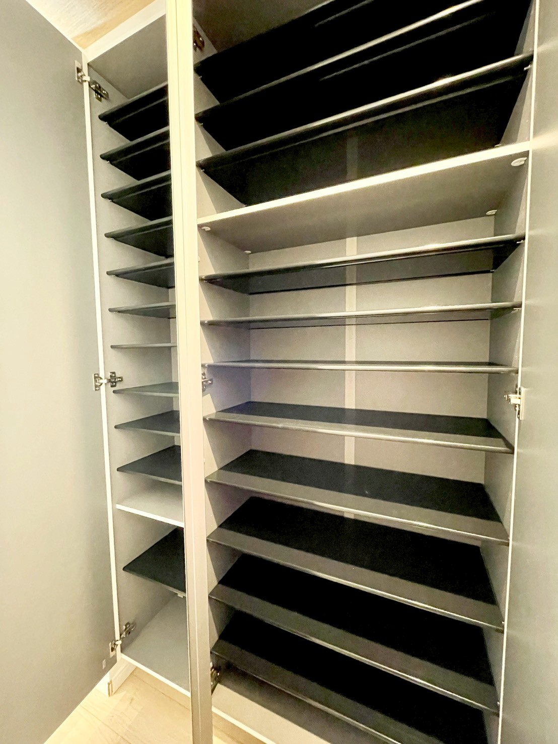 シューズボックス