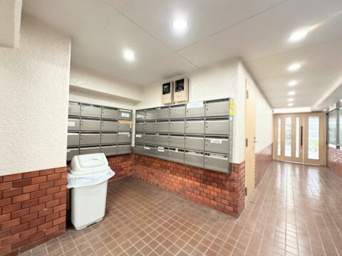 エントランスホール