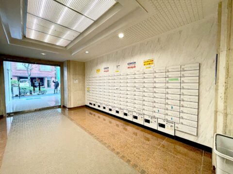 エントランスホール