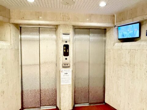 エレベーター