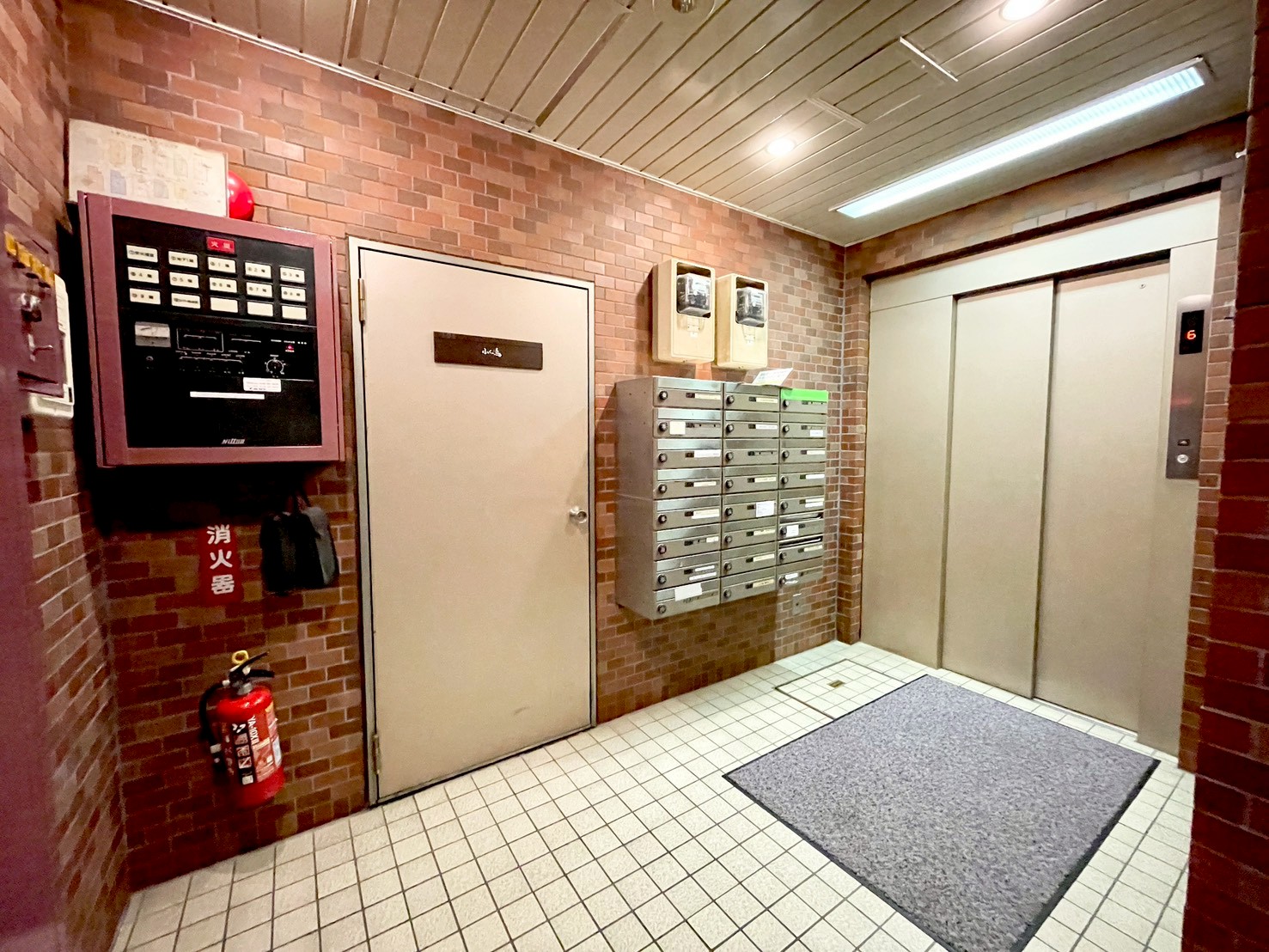 麴町センタービル　エントランスホール