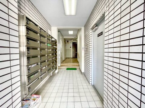 中銀第二小石川マンシオン　エントランスホール