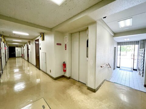 中銀第二小石川マンシオン　エレベーターホール